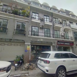 cho thuê nhà đường phùng khoang, trung văn, nam từ liêm. dt 80m2, 4 tầng, ô tô đỗ cửa. giá 25tr/th