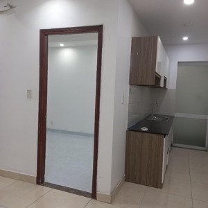 cần cho thuê căn hộ zen tower 62m2, 2pn, 2 toilet