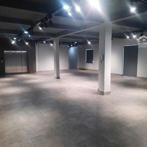 cho thuê mặt tiền đường bạch đằng, p. phước trung, tp bà rịa (dt: 210m2) 1tr3l + thang máy + nhà hc