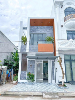 xách vali vào ở trả trước 300 triệu- xã bình hưng- bình chánh, shr, yên tâm về pháp lí.