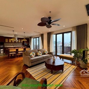 căn hộ 3 phòng ngủ, ban công rộng, view hồ trúc bạch cho thuê