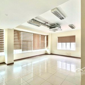 Cho Thuê Vp Gần Cầu Trần Thị Lý, Có Pantry Dùng Miễn Phí, Lh: Office Danang