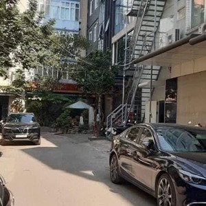 đất mặt ngõ nguyễn khánh toàn, cầu giấy. dt 86 m2, mặt tiền 6,4 m. ô tô tránh, sổ đỏ cc- 29 tỷ.