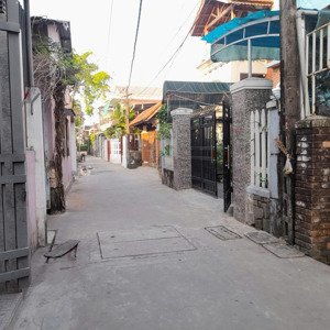 khu cán bộ an ninh, thân thiện. đầy đủ diện tích thích hợp mở homestay