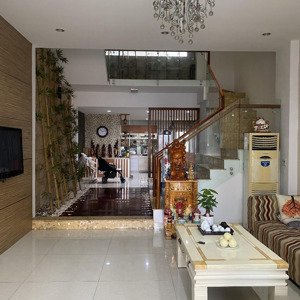 bán gấp nhà mặt phố phạm phú tiết, 8,9 tỷ, 97,5m2, 5pn, 5wc