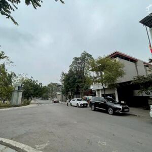 Bán nhà tại Khu dân cư tỉnh ủy, Đồng Tâm, Vĩnh Yên, Vĩnh Phúc 4,55 tỷ, 100m2 nhiều tiện ích