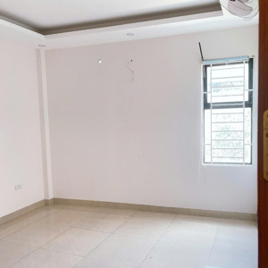 bán nhà mặt ngõ yên hoà 33/35m