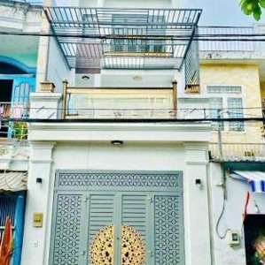 bán gấp nhà nguyễn thanh tuyền p.2 tân bình. dt 61,2m2 gần chợ phạm văn hai. cho thuê 22tr