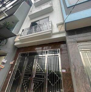 Bán Nhà Đông La 4T*47M2 Giá Nhỉnh 4 Tỷ