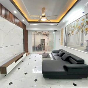 Nhà 4 Tầng, 68m², Mặt Tiền Rộng Tại Phố Yết Kiêu - Kinh Doanh Sầm Uất - Giá 8 Tỷ