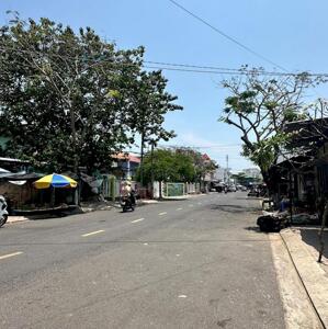 CHO THUÊ ĐẤT GÓC 2MT DƯƠNG HIẾN DƯƠNG 246M2, NGANG 8,5M, GIÁ CHỈ 10TR/ THÁNG
