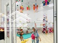 bán gấp diện tích rộng trong trung tâm hơn 1200m2, tặng sẵn cơ sở vật chất trường học mầm non