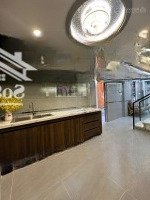 nhà hẻm lô góc q11 - 3 tầng vào ở ngay - gần chợ thiếc - 28 m2 - giá 4,8 tỷ