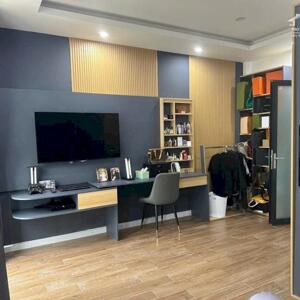bán khách sạn mặt tiền bùi thị xuân rẻ nhất khu vực 50 phòng kinh doanh ạ