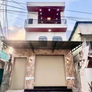 Nhà 1 trệt 2 lầu đường Mạc Thiên Tích - Gần Đại Học Cần Thơ
