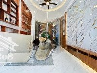 bán nhà mặt tiền đường phùng văn cung, phú nhuận. dt 44m2 giá 2tỷ450. sẵn nội thất. chủ bao giấy tờ