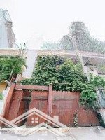 bán nhà gần vòng xoay lý thái tổ ngang 8m, mặt tiền đường 10m có tháng máy