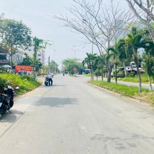Nền mặt tiền đường Nguyễn Thị Sáu KDC 586, vị trí sáng đẹp giá tốt