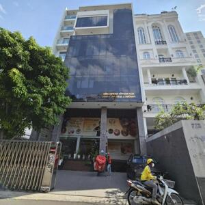 Bán nhà Khách sạn ngay Bệnh Viện Chợ Rẫy 624/.. Nguyễn Chí Thanh P4, Q11 DT: 16x18m, 4 tầng