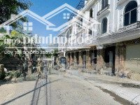 bán lô đất mặt đường trường sơn, hoà nghĩa, dương kinh,hải phòng giá 1 tỷ xx
dt: 93.6m2 mặt