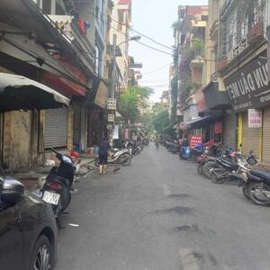HOT - Bán nhà phố Hoàng Hoa Thám - phố cổ Hà Đông, 63m2, chỉ hơn 100tr/1m2