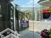cho thuê nhà 02 mặt tiền đường bắc sơn cách biển 50m. phường vĩnh hải - nha trang.dtsd : 240m. -