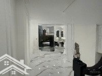 cho thuê nhà tô ngọc vân, nhà mới đẹp, gần phố. diện tích 80m2x 3 tầng. mặt tiền 5m. giá 25 tr/th