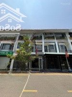 nhà 1 trệt 2 lầu kdc phú hồng thịnh 9 dĩ an. gần làng đại học qg tphcm