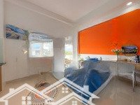 siêu phẩm căn hộ ban công full nội thất mới 100% tại nguyễn văn cừ, quận 5. gần nowzone, quận 1