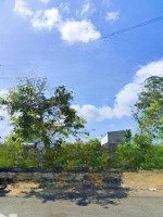 đi úc định cư cần đất đường hàng gòn,p.thường thạnh,gần chợ nổi cái răng. đất full thổ 100%. 120m2