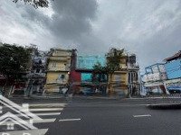 sang nhượng mặt bằng văn phòng và trung tâm đào tạo