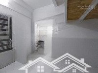 nhà hẻm oto 23m2 1 trệt 1 lửng giá chỉ 4 triệu 5