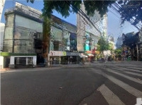 vị trí vàng kinh doanh gần hồng bàng - nha trang ngang 20m cho thuê 300tr/ tháng giá 150 tỷ