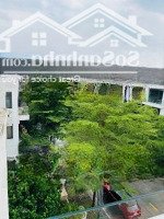 cho thuê căn hộ 2pn1k trong khuôn viên biệt thự khu đô thị phú cát city