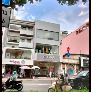 Cho thuê rẻ nguyên căn 7.2 x 24m 1 trệt 2 lầu Hai Bà Trưng Q3 TP.HCM