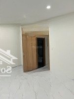 chính chủ cho thuê 1 tầng làm văn phòng gần global city, đường liên phường