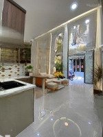 5,5 tỷ - nhà đẹp lung linh - full nội thất ngay minh phụng - cầu vượt cây gõ