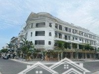 Bán Tòa Nhà Khách Sạn Mặt Phố P. Phú Tân Tp. Bến Tre (kdt Hưng Phú)