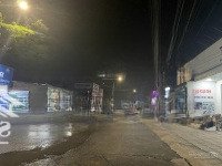 chính chủ bán gấp showroom nội thất góc 2 mặt tiền trảng bom đồi 61