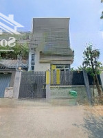 villa thiết kế hiện đại gần trần não hầm 3 lầu giá 83 triệu