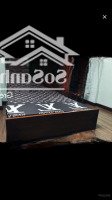 còn 2 phòng trọ trong một tòa nhà 5 tầng cho thuê. phòng có ban công với ánh sáng và gió tự nhiên.