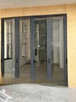 nhà làm văn phòng - spa - công ty đường hà huy giáp gần gò vấp