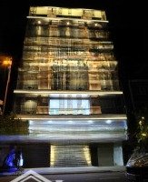 bán tòa nhà siêu rẻ mặt tiền nguyễn khoái- quận 4. dt: 7x 26m- 8tầng. hđ thuê:160tr/th. giá: 42 tỷ