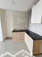 cho thuê căn 2 ngủ 2 vs nội thất liền tường cơ bản cc dragon castle. lh e xem căn: 0359.513.806