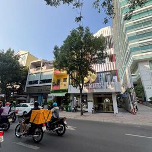 Bán Gấp mặt tiền Nguyễn Biểu P2, Q5 Giáp Q1, Q10, Q8