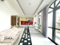 cho thuê căn hộ tách bếp, ban công full nội thất y hình ngay bờ kè hoàng sa- trường sa quận 3