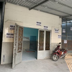cho thuê nhà riêng 1pn, 1wc, 3,2tr, 118m2 tại đường 1b, an thạnh, bến lức, long an chỉ với uy tín