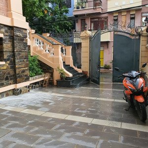 cho nguyên căn 150m2 tầng 1 nhà biệt thự đường 19b phường an khánh tp thủ đức 25 triệu