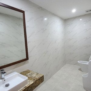 bán biệt thự 5 tầng lê văn lương