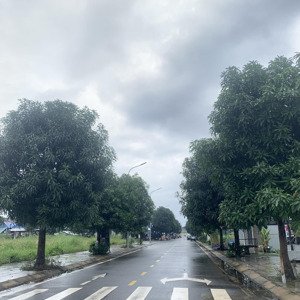 đất chợ hàng rượu phường trương quang trong , tp quảng ngãi còn 1 lô duy nhất giá 1ty4xx tl
